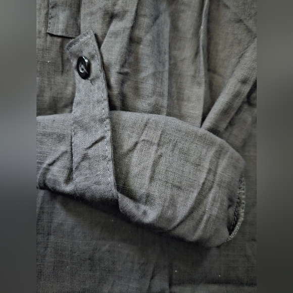NWT - Cotton/Poly Long Sleeve Button Up Shirt with Roll Up Sleeves - Size L - Picture 3 of 12